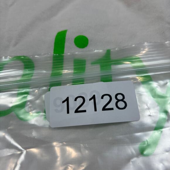 Rare Toro Y Moi  Reality Plum X Gallery Commune T Shirt Men's Large - Picture 15 of 15